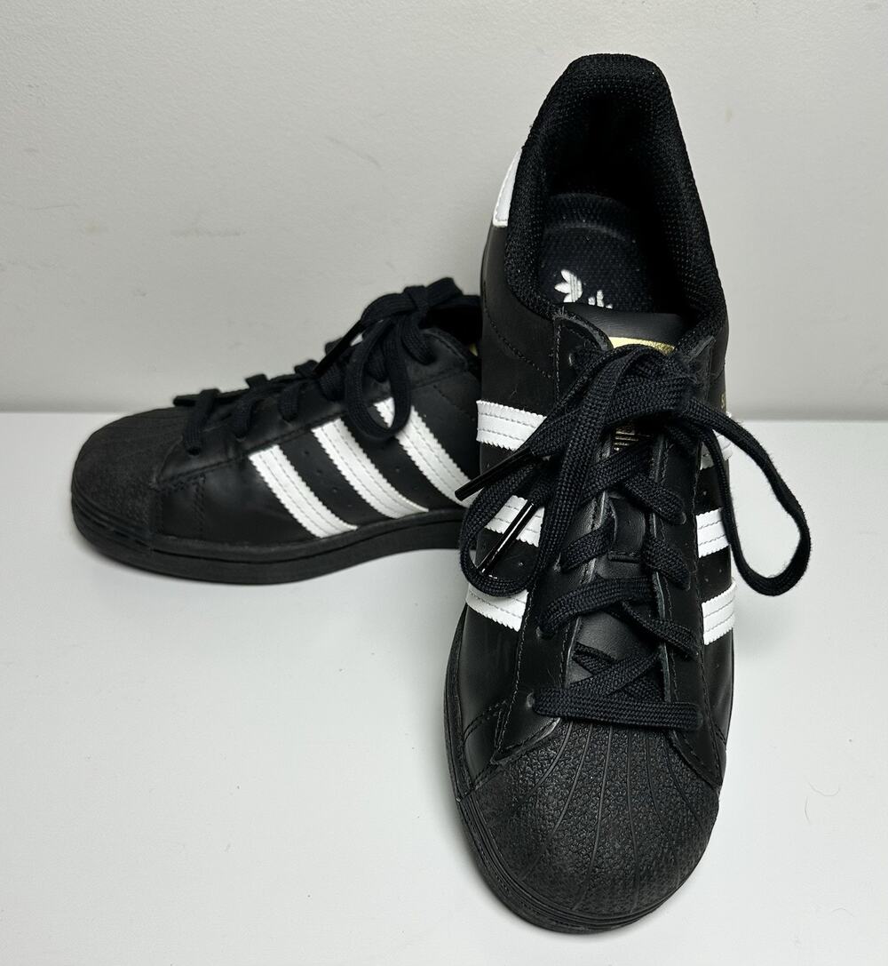 Size 6 Adidas Superstar Core Black Cloud White Gold Letters NWOB